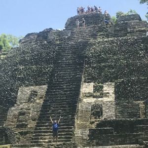 Meet your Posher, Lawrence